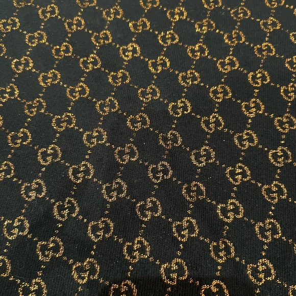 Gucci Metallic GG Wool Scarf - Picture 6 of 7